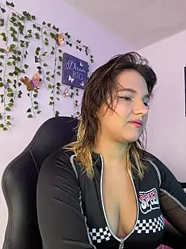 aurora bela online show from 03.22.26