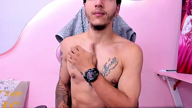 DanteLuxx online show from 04.10.26