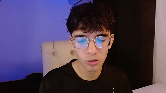 Snapshot of noah_millerx chatting on 07.14.26 noah millerx online show from 07.14.26