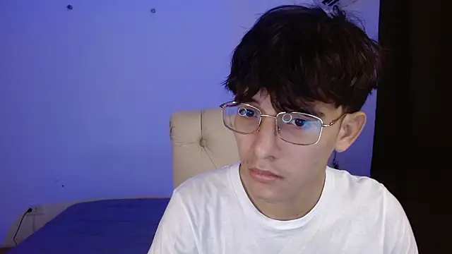Snapshot of noah_millerx chatting on 07.17.26 noah millerx online show from 07.17.26