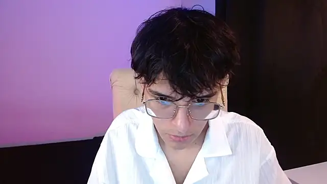 Snapshot of noah_millerx chatting on 07.20.26 noah millerx online show from 07.20.26
