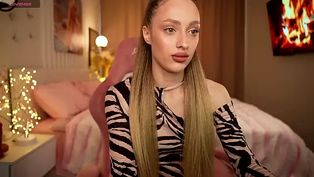 Mila Murr online show from 03.11.26