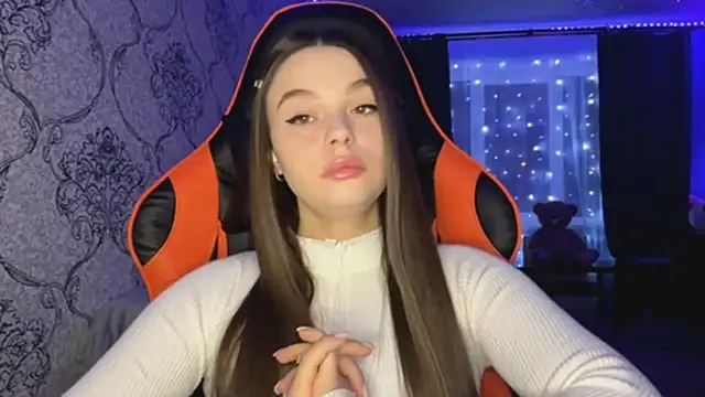 Snapshot of AkikoAnkrom chatting on 03.02.26 AkikoAnkrom online show from 03.02.26