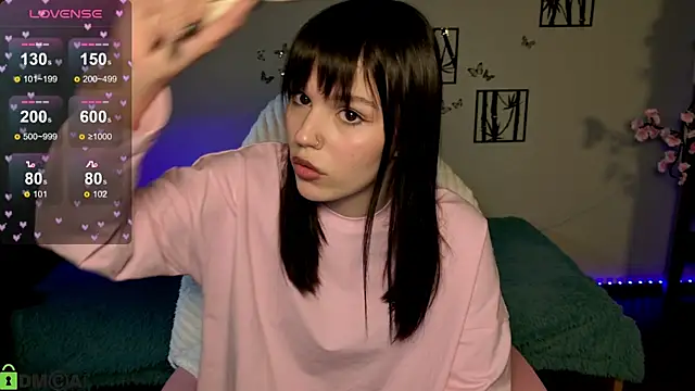 Snapshot of JanetCensley chatting on 05.06.26 JanetCensley online show from 05.06.26