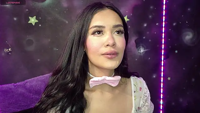 Snapshot of ValentinaRojass_ chatting on 04.29.26 ValentinaRojass online show from 04.29.26