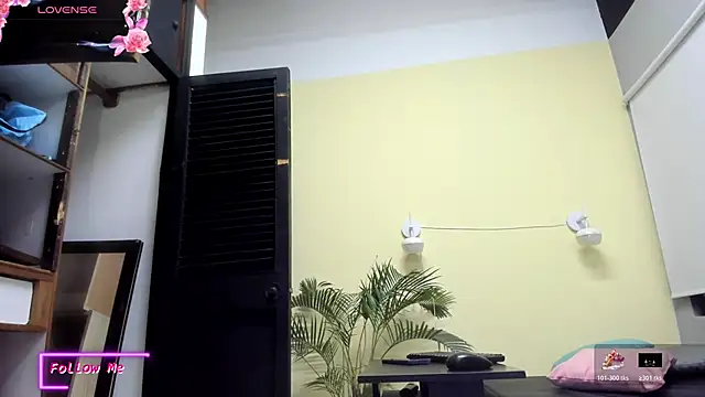  VALERIAGOMEZ online show from 04.06.26