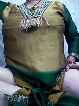 Snapshot of DiyaBaby-11 chatting on 03.26.26 DiyaBaby-11 online show from 03.26.26