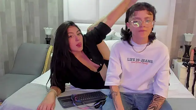 CaliferAndAurora online show from 03.16.26