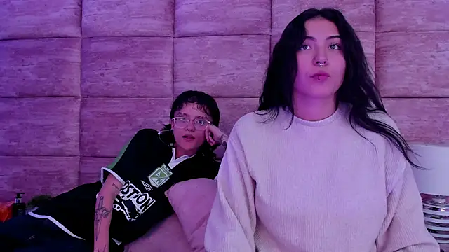 CaliferAndAurora online show from 04.21.26