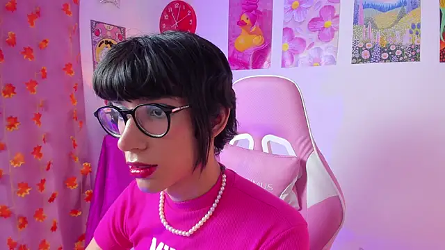 Madeline 21 online show from 03.13.26