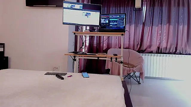 LadyAriaHunt online show from 04.06.26