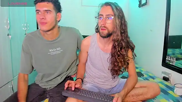 Snapshot of Jean_And_PaulXL chatting on 03.01.26 Jean And PaulXL online show from 03.01.26