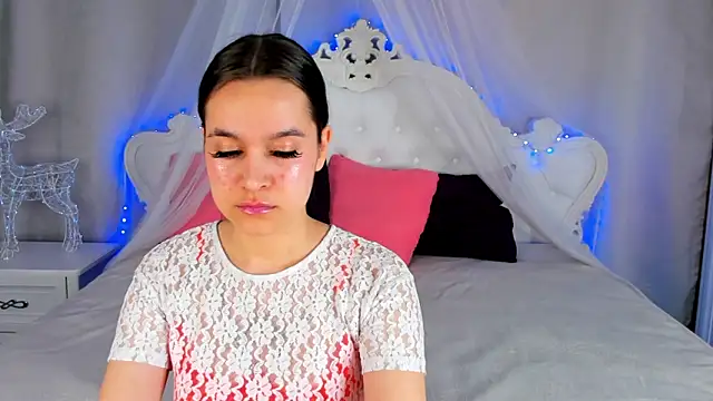 Snapshot of AishaTempt chatting on 03.02.26 AishaTempt online show from 03.02.26