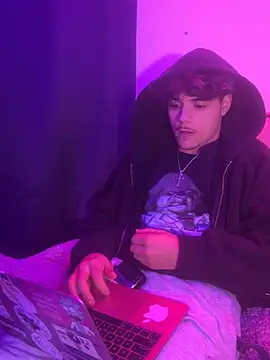 Snapshot of DANTESINS chatting on 03.02.26 DANTESINS online show from 03.02.26