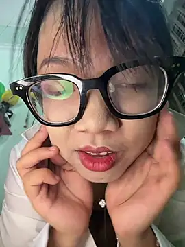 Leeeeiu online show from 07.21.26