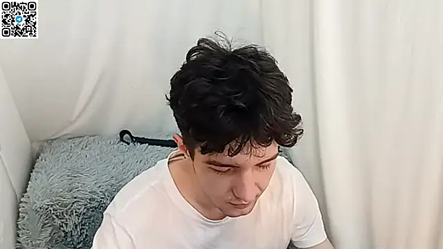  ZaneX online show from 04.08.26