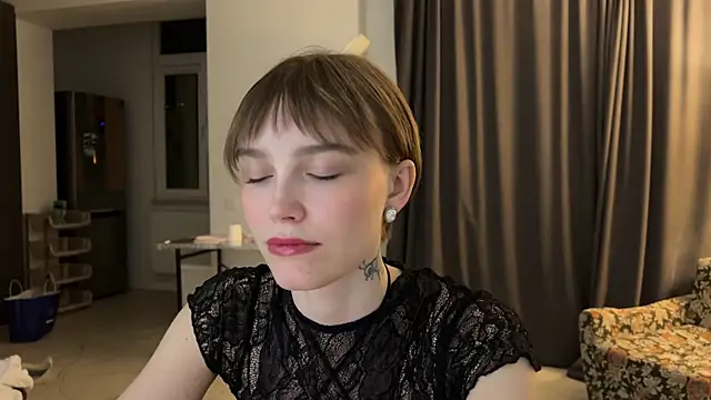 Lolatatee online show from 05.31.26