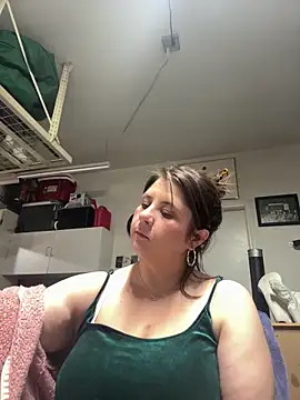 bratbabyannax online show from 03.26.26