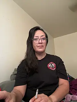 eleanorrox915 online show from 04.22.26