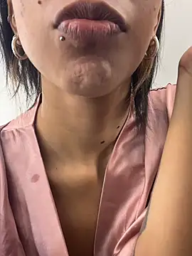 VioletaHills  online show from 07.17.26