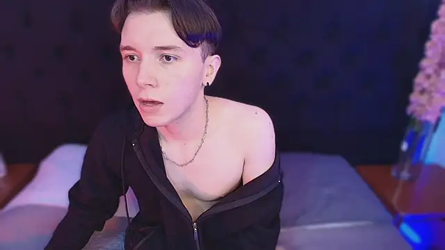 hollannd  online show from 03.27.26