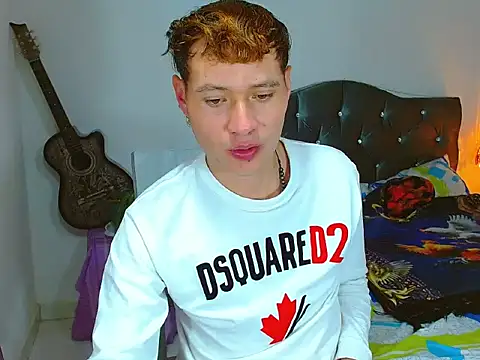  Santi2 online show from 04.15.26