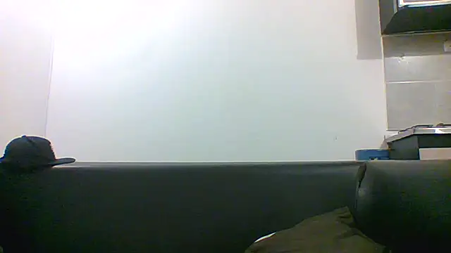 Snapshot of charles_king chatting on 06.18.26 charles king online show from 06.18.26