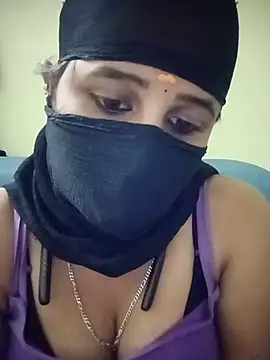 Snapshot of Tamil_Rani- chatting on 07.16.26 Tamil Rani- online show from 07.16.26