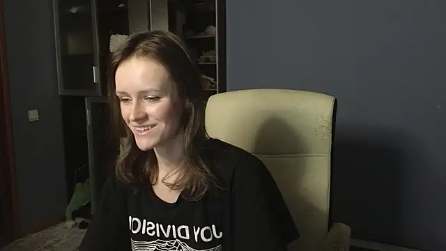 Snapshot of Tender_Swan chatting on 03.19.26 Tender Swan online show from 03.19.26