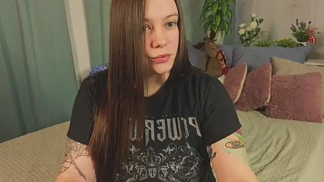 Snapshot of SauvageBirdy chatting on 03.01.26 SauvageBirdy online show from 03.01.26