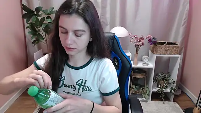 MistyBree online show from 04.24.26