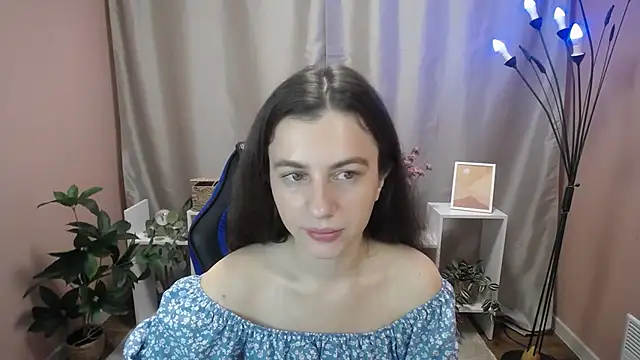 Snapshot of MistyBree chatting on 06.24.26 MistyBree online show from 06.24.26