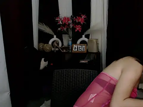 Snapshot of AnaxandraVenomLips chatting on 05.25.26 AnaxandraVenomLips online show from 05.25.26