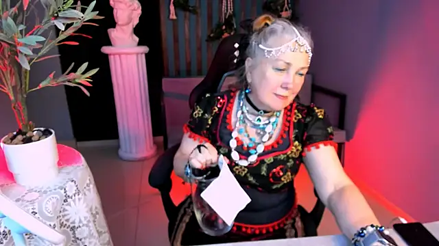 LilaMaharani online show from 04.02.26