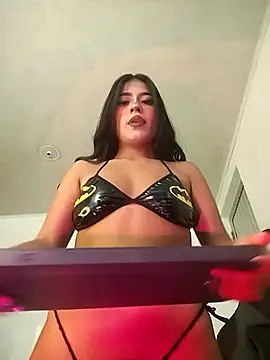 Snapshot of CaticaSquiiirt chatting on 03.02.26 CaticaSquiiirt online show from 03.02.26