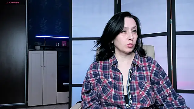 Lucky Milf online show from 04.02.26