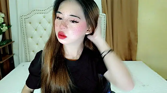 Snapshot of Seductive_sophie chatting on 07.28.26 Seductive sophie online show from 07.28.26