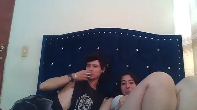 Snapshot of Moonandzukko chatting on 05.07.26 Moonandzukko online show from 05.07.26