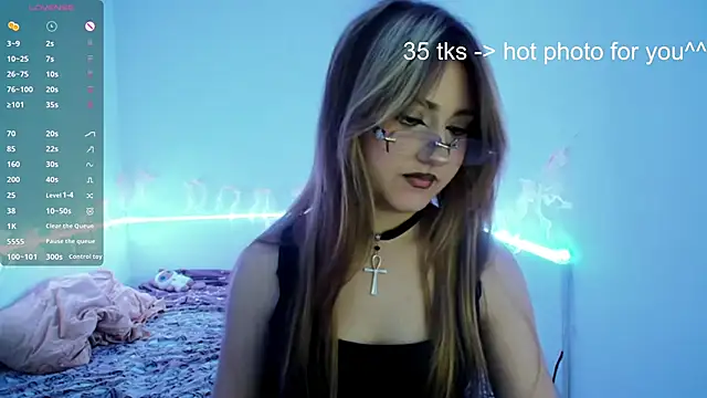 Snapshot of CucKuhta chatting on 05.06.26 CucKuhta online show from 05.06.26