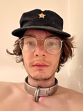 KinkyKittyBoy online show from 04.21.26