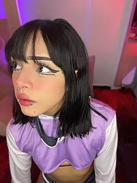 Taylor  0 online show from 04.17.26