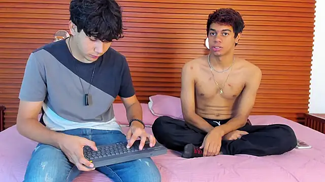 peakk twiinns online show from 03.13.26