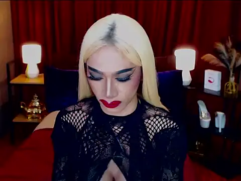 KieraLee online show from 04.14.26