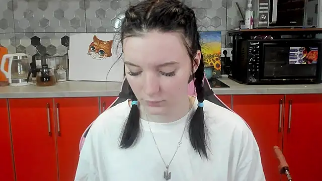 Mary Blu online show from 01.09.25