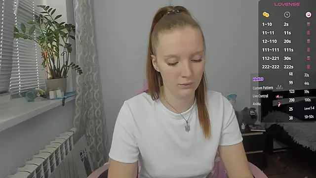 Snapshot of Mary_Blu chatting on 11.06.25 Mary Blu online show from 11.06.25