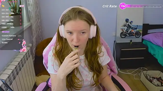 Snapshot of Mary_Blu chatting on 05.07.26 Mary Blu online show from 05.07.26