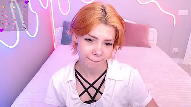 llittle-peachh online show from 04.05.26