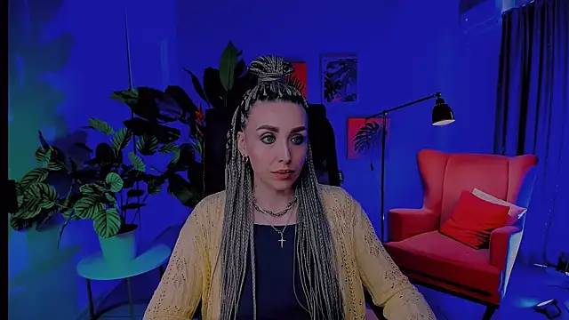 Snapshot of MonicaRiley chatting on 04.19.26 MonicaRiley online show from 04.19.26