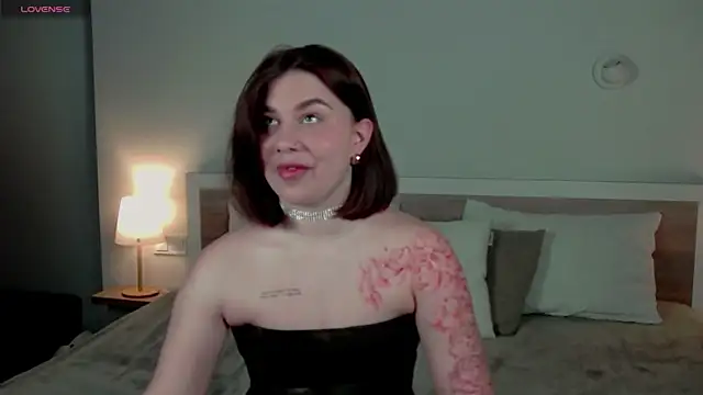 HermioneMoon online show from 03.30.26