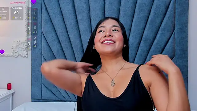 Leandra-Johnson online show from 04.11.26